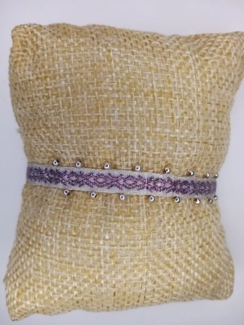 Aurora Tornasol, pulsera de telar en tonos rosas