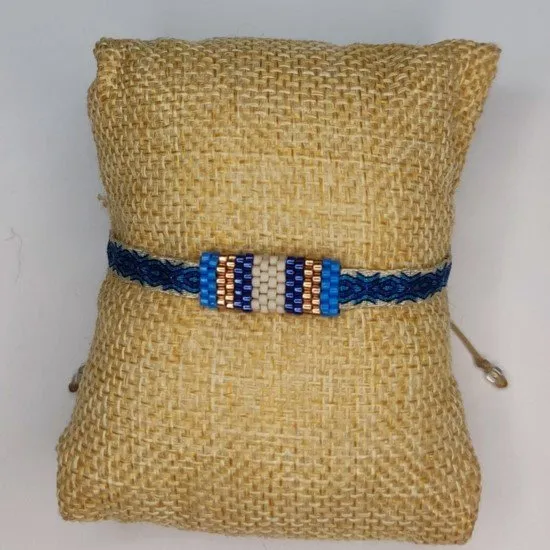 Cielo Azul, pulsera de telar en tonos azules