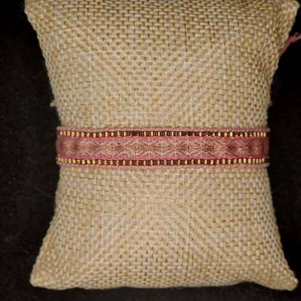 Rosa Intenso Miyuki Dorado, pulsera de telar en tonos rosas